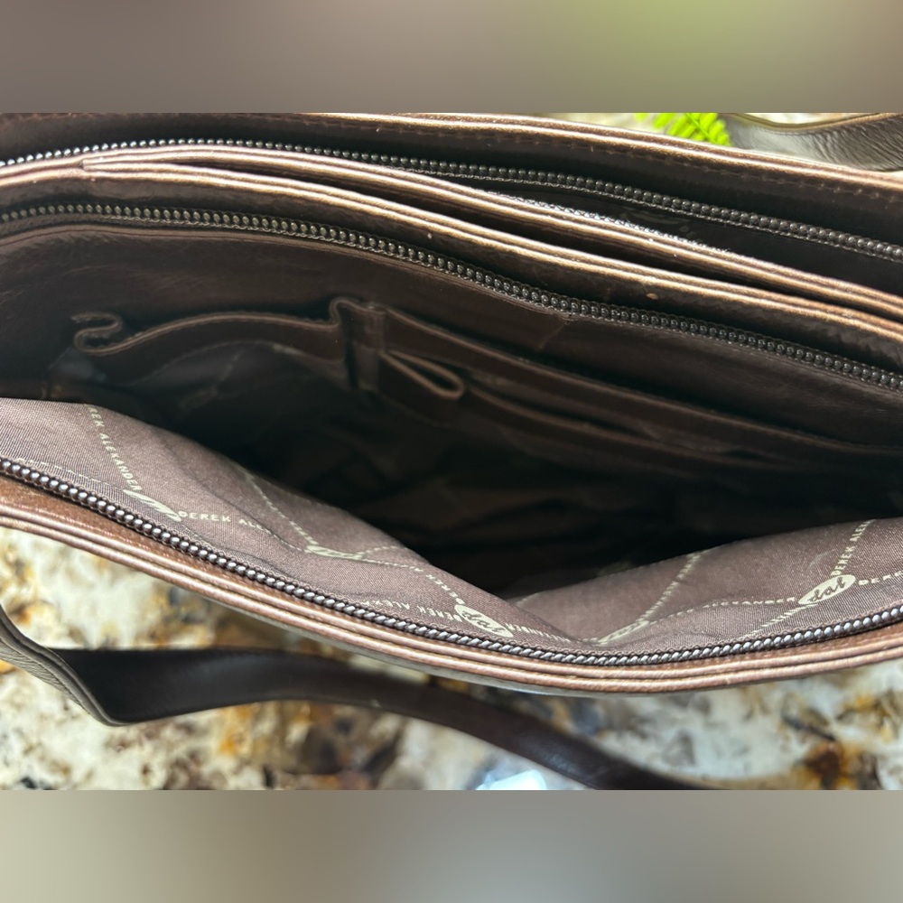 Derek Alexander Leather Purse - Picture 6 of 16